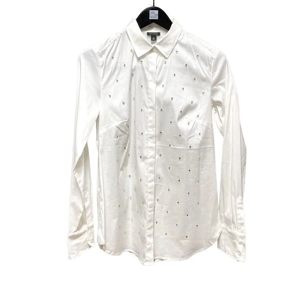 🌟70% OFF🌟 Ann Taylor White Dress Shirt with Beads